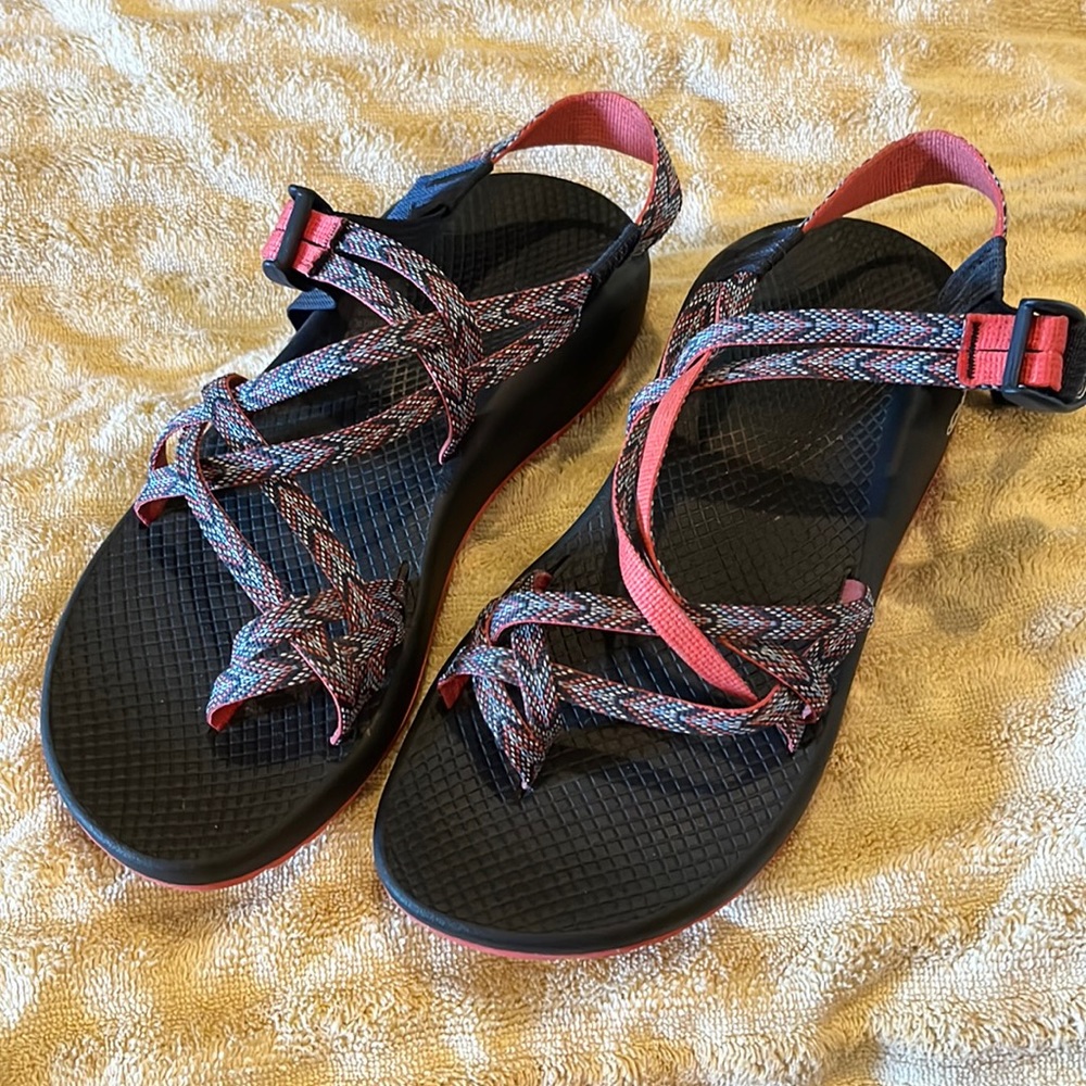 Like new Chacos